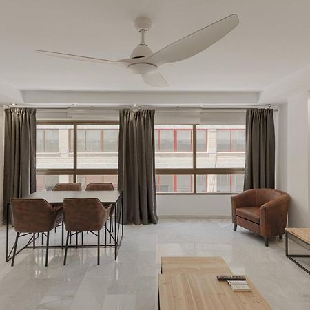 Beach Malagueta By Caleta Homes Malaga Bagian luar foto