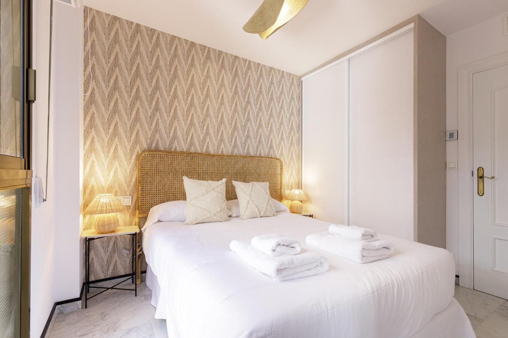 Beach Malagueta By Caleta Homes Malaga Bagian luar foto