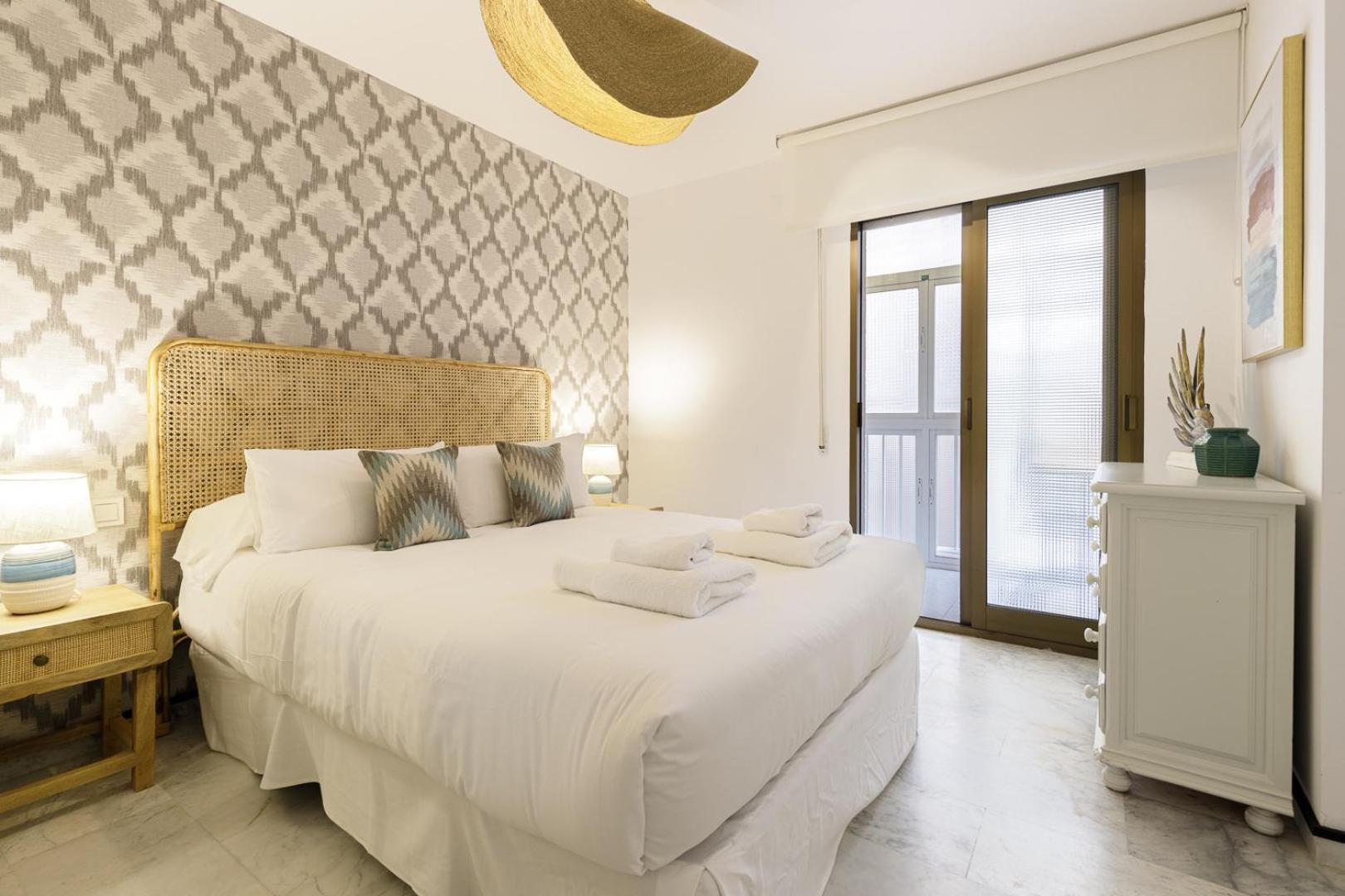 Beach Malagueta By Caleta Homes Malaga Bagian luar foto