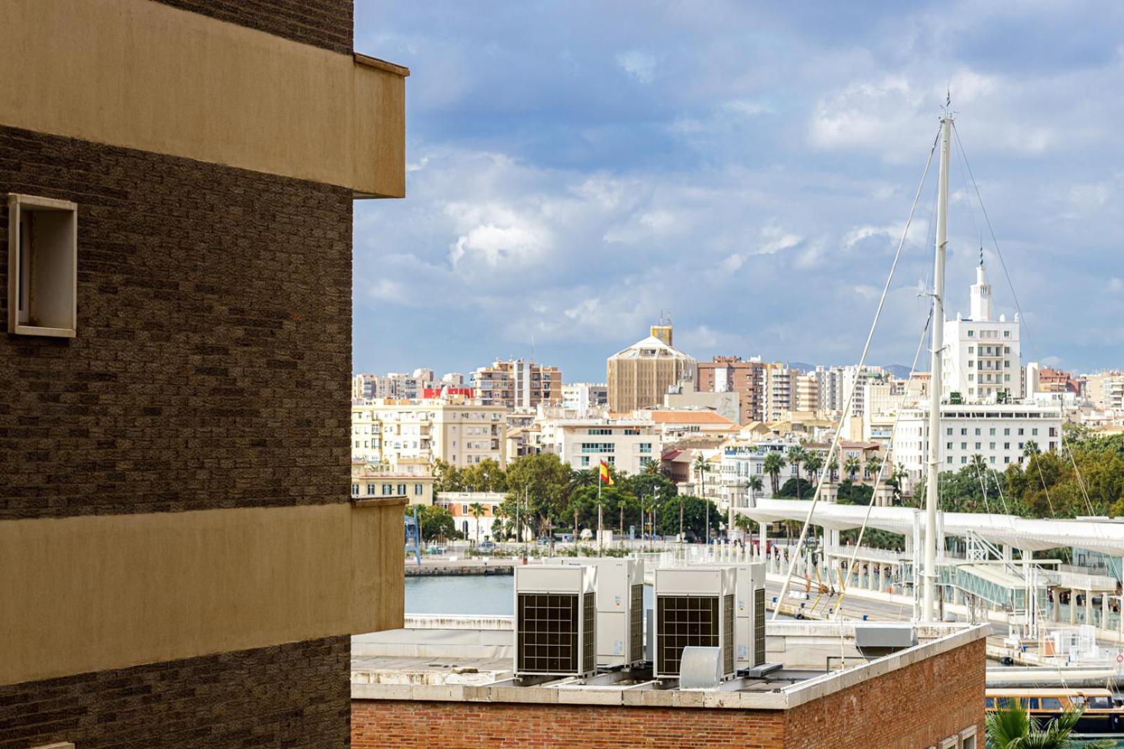 Beach Malagueta By Caleta Homes Malaga Bagian luar foto